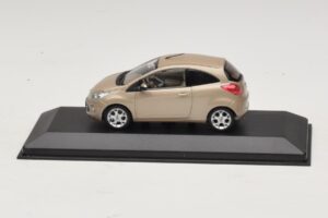 Ford Ka Mk2 Bronze Metallic Minichamps 1:43 FORD007 メタル