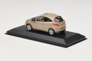 Ford Ka Mk2 Bronze Metallic Minichamps 1:43 FORD007 メタル - 画像 3/4