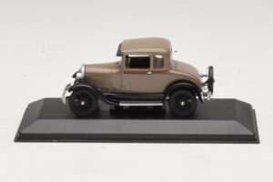 Ford Model A Standard Coupe ベージュ Minichamps 1:43 400082102 メタル