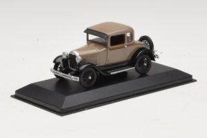Ford Model A Standard Coupe ベージュ Minichamps 1:43 400082102 メタル - 画像 2/4