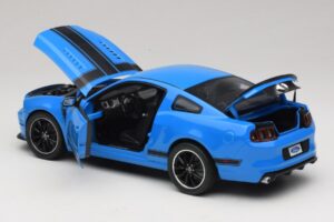 Ford Mustang Boss 302 S197 ブルー Shelby Collectibles 1:18 25414S メタル - 画像 5/8