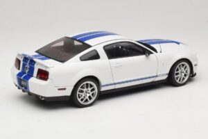 Ford Shelby Cobra GT500 Concept ホワイト ブルーストライプ AUTOart 1:18 73052 メタル - 画像 3/8