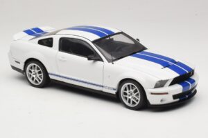 Ford Shelby Cobra GT500 Concept ホワイト ブルーストライプ AUTOart 1:18 73052 メタル - 画像 6/8