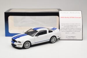 Ford Shelby Cobra GT500 Concept ホワイト ブルーストライプ AUTOart 1:18 73052 メタル - 画像 8/8