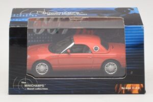 Ford Thunderbird Die Another Day Minichamps 1:43 045132 メタル - 画像 5/5