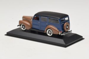 Ford V8 De Luxe Woody Station Wagon ブラウン ブルー Minichamps 1:43 400082112 メタル - 画像 3/4