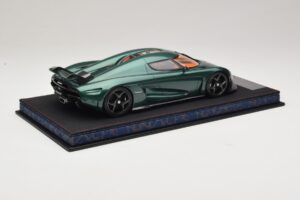Koenigsegg Regera グリーンティンテッドカーボン FrontiArt 1:18 AS010-110 レジン - 画像 2/7