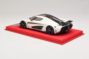 Koenigsegg Regera ホワイト ブラックカーボン FrontiArt 1:18 REMC043 レジン - 画像 5/7