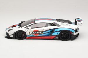 Lamborghini Aventador LB Works Martini Livery AUTOart 1:18 79185 コンポジット - 画像 4/8
