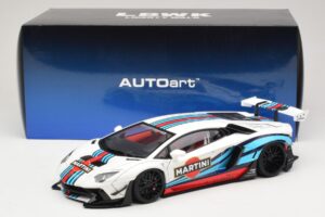 Lamborghini Aventador LB Works Martini Livery AUTOart 1:18 79185 コンポジット - 画像 8/8