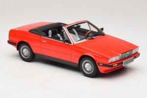 Maserati Biturbo Spyder レッド Minichamps 1:18 107123530 レジン - 画像 4/6