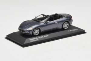 Maserati GranCabrio グレーメタリック Minichamps 1:43 400123931 メタル - 画像 2/4