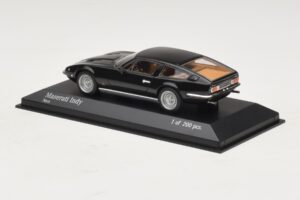 Maserati Indy ブラック Minichamps 1:43 437123121 メタル - 画像 3/4