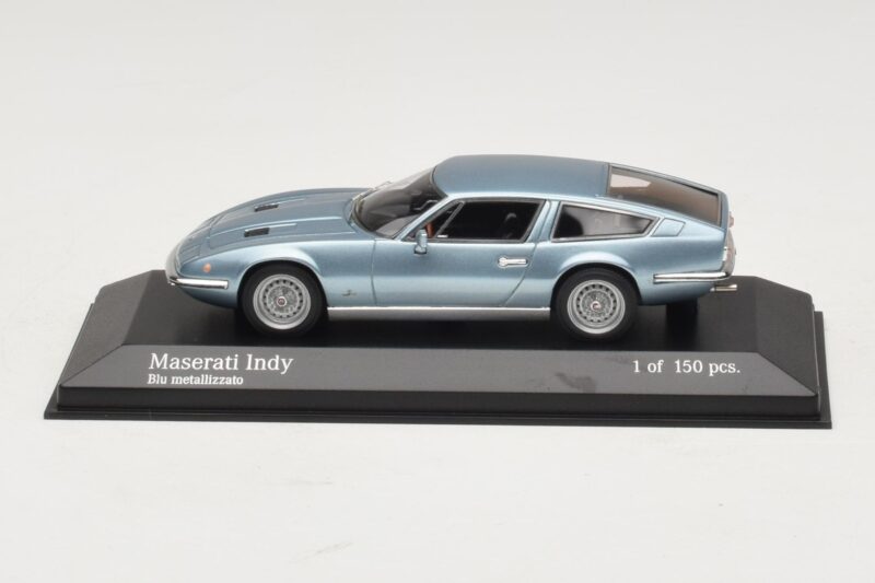 Maserati Indy Blue Metallic Minichamps 1:43 437123122 メタル