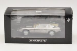 Maserati Khamsin Grey Metallic Minichamps 1:43 437123220 メタル - 画像 4/4