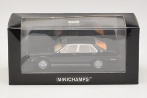 Maserati Quattroporte III Royale ブラック Minichamps 1:43 437123501 メタル - 画像 4/4