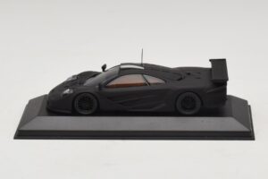 McLaren F1 GTR Longtail ブラックマット 1997 Minichamps 1:43 MCLAREN010 メタル - 画像 3/4