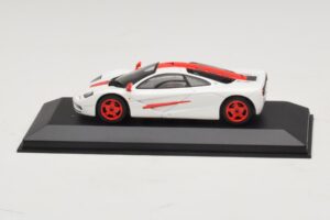 McLaren F1 ホワイト レッドストライプ Minichamps 1:43 MCLAREN003 メタル - 画像 4/4