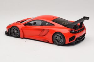 McLaren MP4-12C GT3 レッド 2013 Minichamps 1:18 151121392 メタル - 画像 5/6
