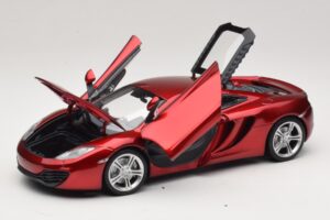 McLaren MP4-12C レッドメタリック Minichamps 1:18 110133022 メタル - 画像 2/8