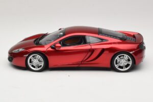 McLaren MP4-12C レッドメタリック Minichamps 1:18 110133022 メタル - 画像 4/8