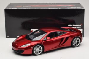 McLaren MP4-12C レッドメタリック Minichamps 1:18 110133022 メタル - 画像 8/8