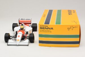 McLaren MP4/8 Ford #8 A. Senna Winner European GP 1993 Minichamps 1:18 540931818 メタル - 画像 3/7