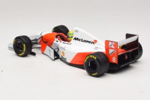 McLaren MP4/8 Ford #8 A. Senna Winner European GP 1993 Minichamps 1:18 540931818 メタル - 画像 5/7