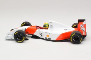 McLaren MP4/8 Ford #8 A. Senna Winner Japanese GP 1993 Minichamps 1:18 540931878 メタル - 画像 4/7