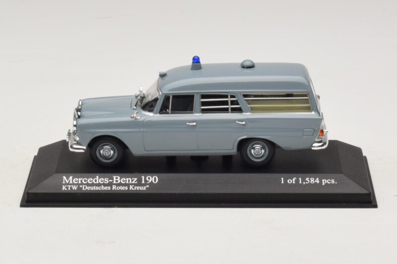 Mercedes 190 W110 救急車 DRK Minichamps 1:43 400037270 メタル