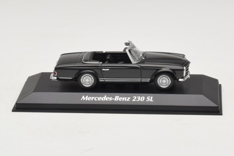 Mercedes 230 SL W113 グレー Maxichamps 1:43 94003231 メタル