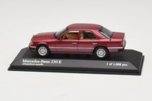 Mercedes 230E W124 レッドメタリック Minichamps 1:43 400037001 メタル