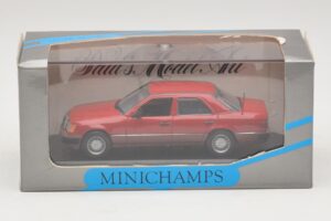 Mercedes 300D W124 Turbo レッド Minichamps 1:43 3210 メタル - 画像 4/4