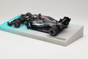 Mercedes AMG Petronas W11 EQ Performance #44 L. Hamilton 91st F1 Win Eifel GP 2020 Minichamps 1:18 113201144 メタル - 画像 5/6