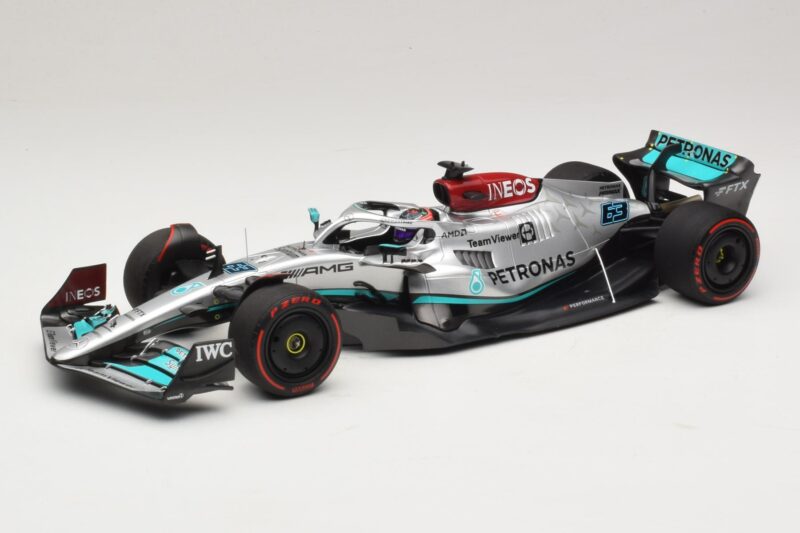 Mercedes AMG Petronas W13 E Performance #63 G. Russell Spanish GP 2022 Minichamps 1:18 110220063 メタル