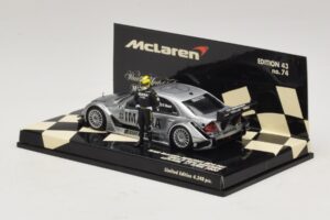 Mercedes C203 DTM Team McLaren Mercedes MP4-98T Mika & Erja Hakkinen Lapland 17 April 2000 Minichamps 1:43 530984378-P1 メタル - 画像 3/4