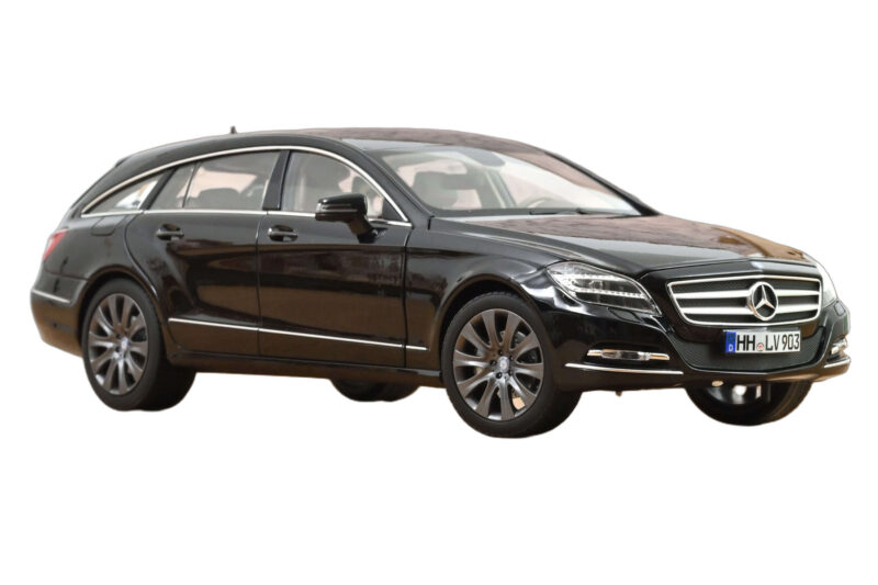 Mercedes CLS Shooting Brake X218 Obsidian Black Metallic Norev 1:18 Mercedes CLS Shooting Brake X218 Obsidian Black Metallic Norev 1:18 183944 メタル