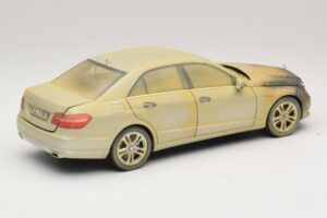 Mercedes E-Class W212 全焼 ドバイ アートカー Minichamps 1:18 MB008 メタル - 画像 2/6