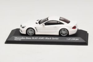 Mercedes SL65 AMG R230 Black Series マットホワイト Minichamps 1:43 400038222 メタル