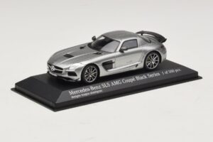 Mercedes SLS AMG C197 Black Series グレーメタリック Minichamps 1:43 437033024 メタル - 画像 2/4