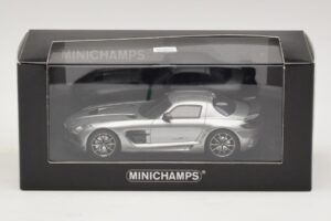 Mercedes SLS AMG C197 Black Series グレーメタリック Minichamps 1:43 437033024 メタル - 画像 4/4