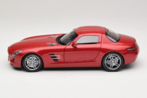 Mercedes SLS AMG C197 レッドメタリック Minichamps 1:18 100039020 メタル - 画像 4/8