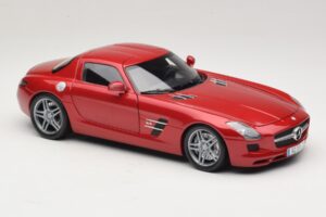 Mercedes SLS AMG C197 レッドメタリック Minichamps 1:18 100039020 メタル - 画像 6/8