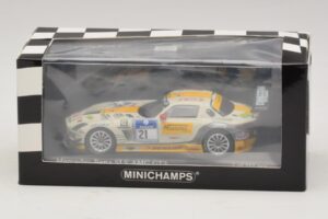 Mercedes SLS AMG GT3 #21 Rowe Racing Hartung / Heyer Nurburgring 24 Hours 2013 Minichamps 1:43 410133221 メタル - 画像 4/4