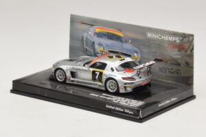 Mercedes SLS AMG GT3 #7 Black Falcon Jager / Seyffarth 24 Hours of Dubai 2011 Minichamps 1:43 437110307 メタル - 画像 3/5