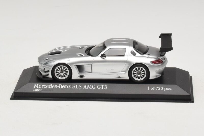 Mercedes SLS AMG GT3 シルバー Minichamps 1:43 410113202 メタル