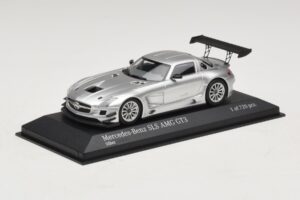 Mercedes SLS AMG GT3 シルバー Minichamps 1:43 410113202 メタル - 画像 2/4