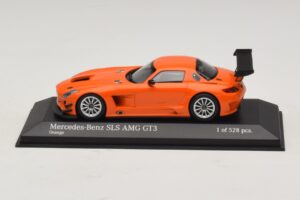 Mercedes SLS AMG GT3 Street Orange Minichamps 1:43 410113204 メタル