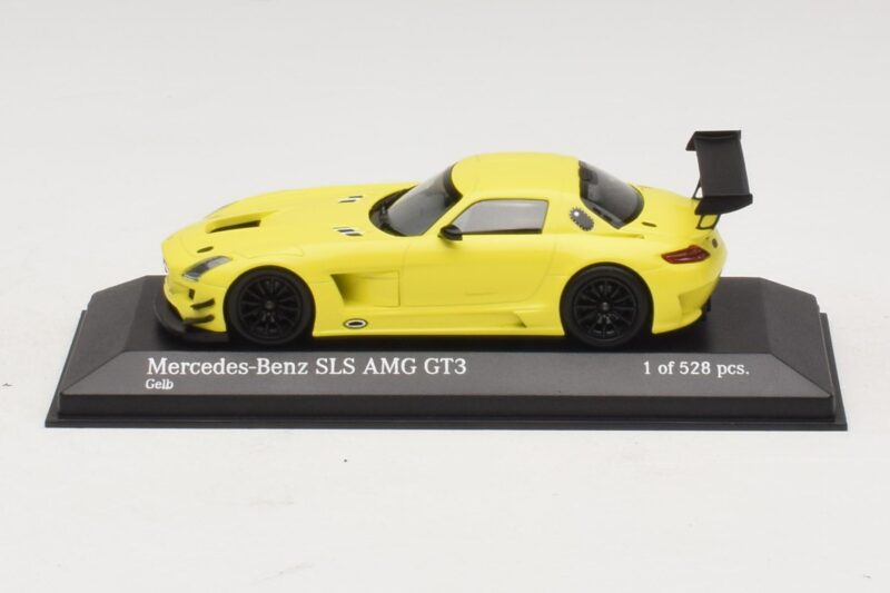 Mercedes SLS AMG GT3 イエロー Minichamps 1:43 410113201 メタル
