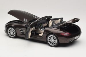 Mercedes SLS AMG Sepang Brown Minichamps 1:18 B66960080 メタル - 画像 6/9